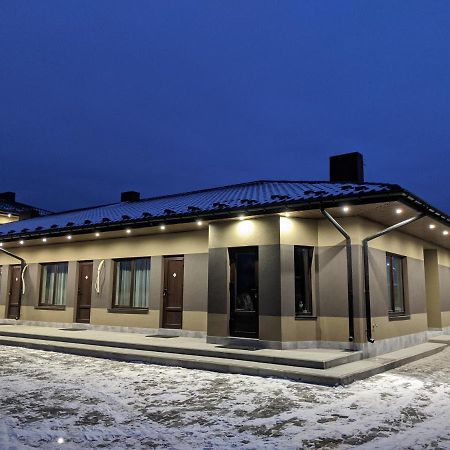 Bila Krynytsya  Karavan酒店 外观 照片