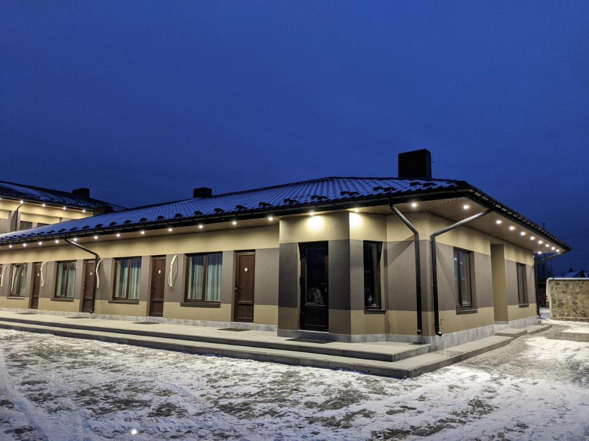 Bila Krynytsya  Karavan酒店 外观 照片