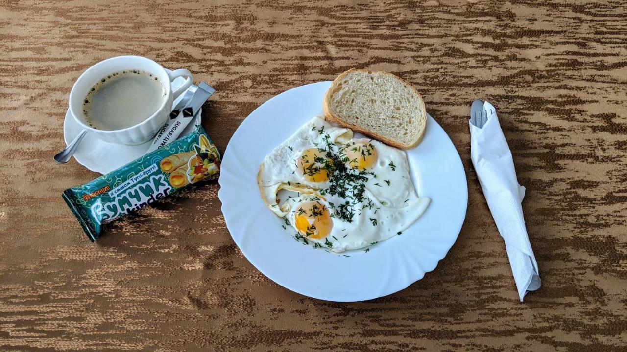 Bila Krynytsya  Karavan酒店 外观 照片
